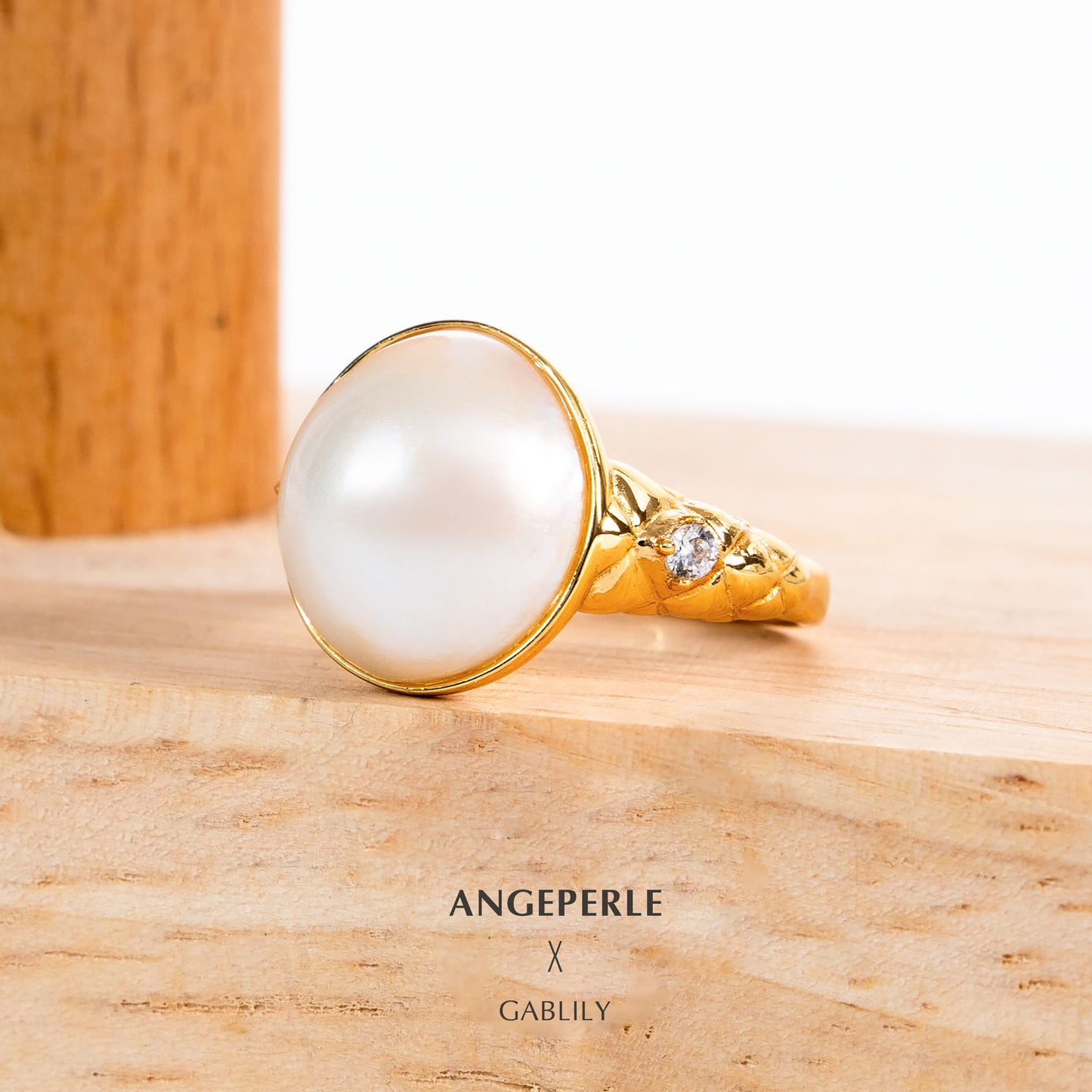ANGEPERLE S925 Silver Ring with Saltwater Pearl and Mabe Pearl 12-13mm TSYM132