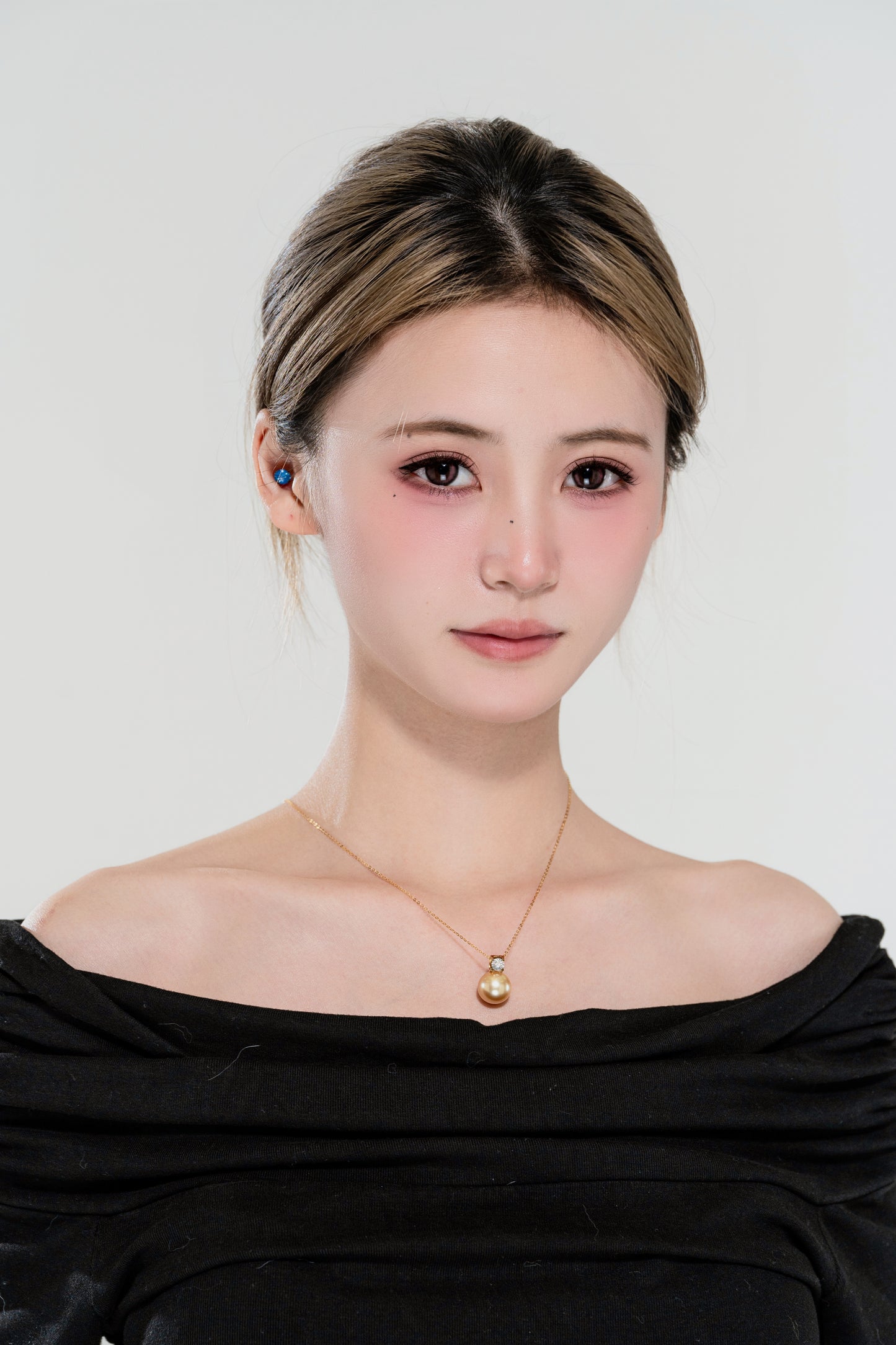 天使之淚18K金鑽石扣頭海水珍珠南洋金珠吊墜(TSBA010)