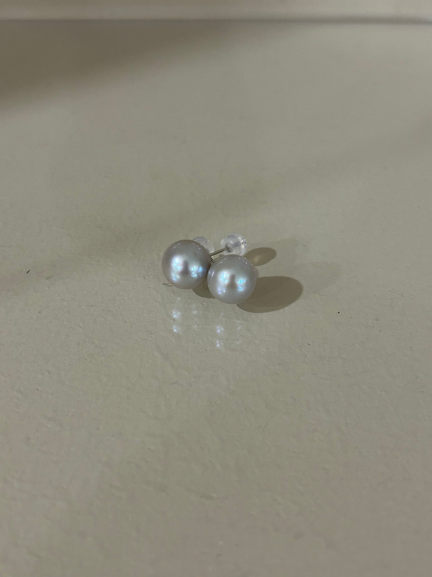 ANGEPERLE Seawater Pearl True Madama Simple Earrings (TSZZN19)